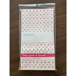Vintage heart print paper gift/deco bags (new in packaging)
